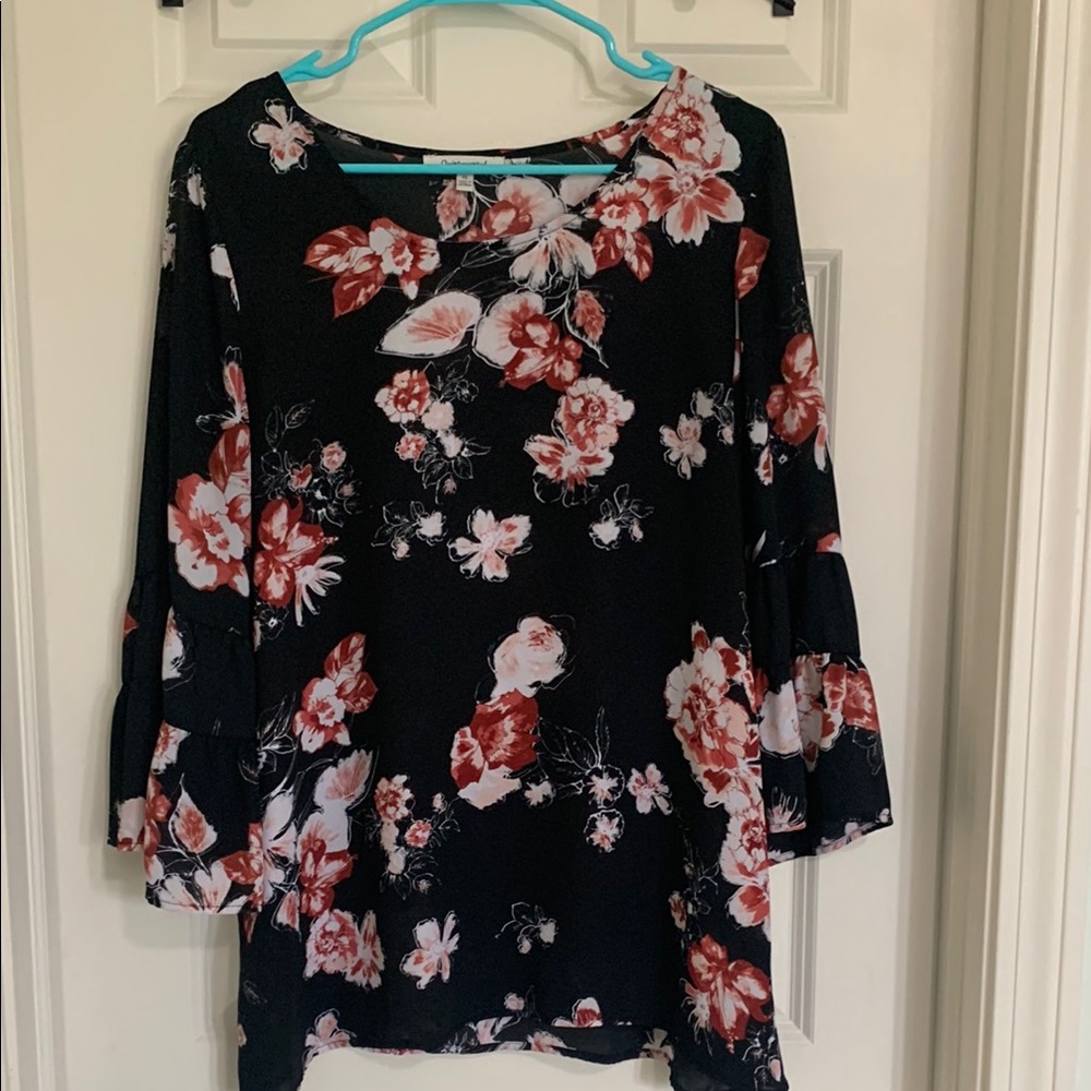 Floral Black and Red Women's Tunic